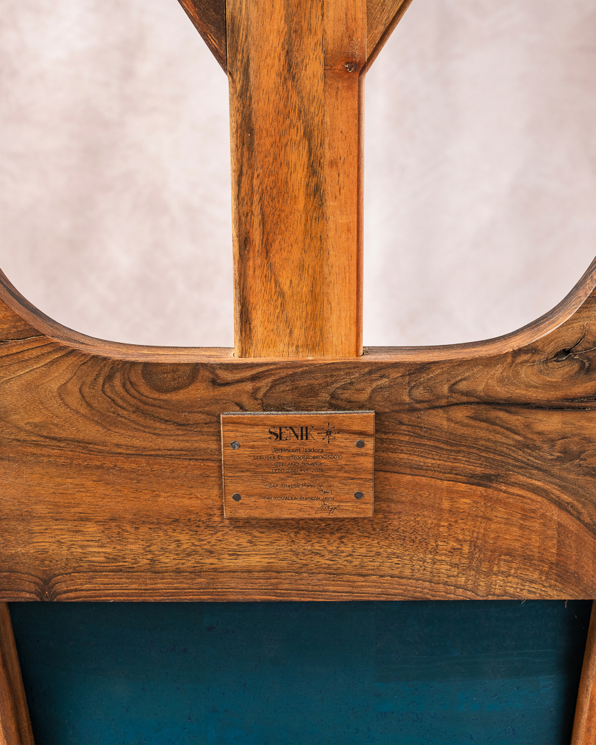 Isadora — Low Chair oblazinjen leseni stol - slika 6